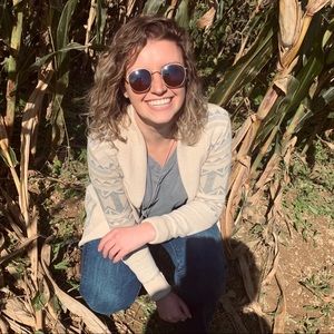 Meet your Posher, Jessica